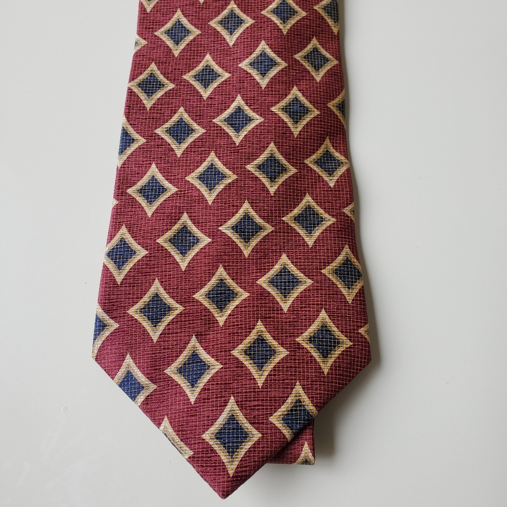 Claiborne silk tie